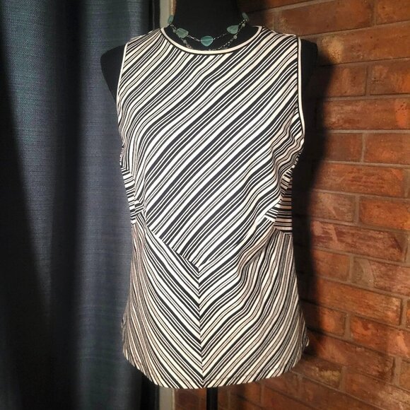 Yansi Fugel Women's Multi Directional Stripe Sleeveless Top Black/White - Size L - Picture 1 of 8